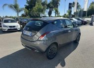 Lancia Ypsilon 1.0 70 Cv. Hybrid Gold